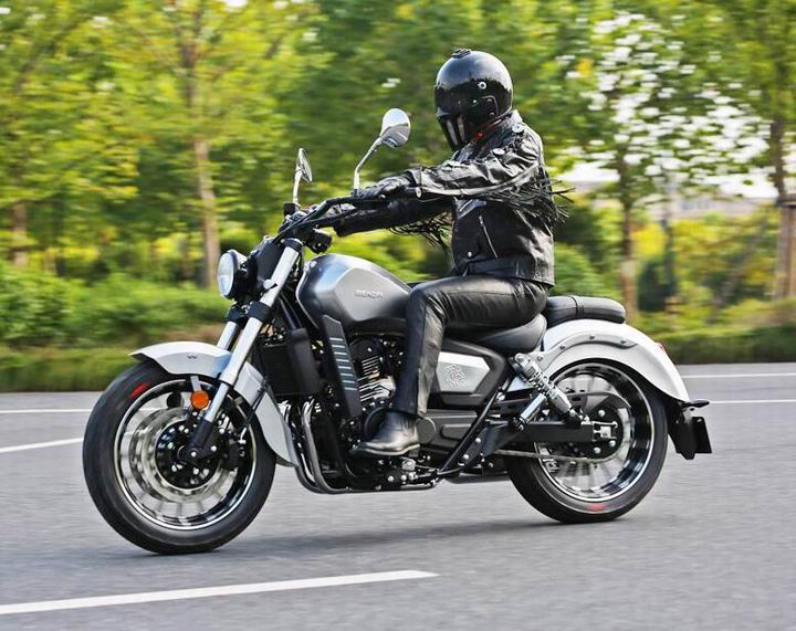 牛摩榜2017年年榜十大最受关注的太子车