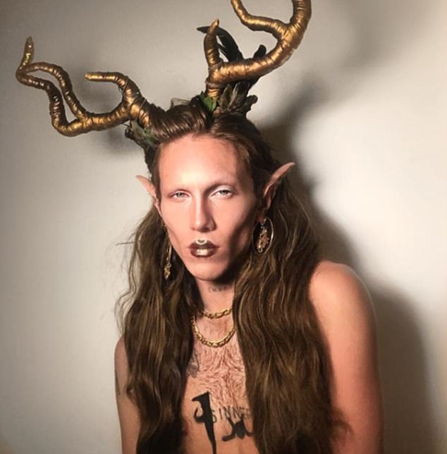 英国女人仿妆小丑女,英国恶女人仿妆