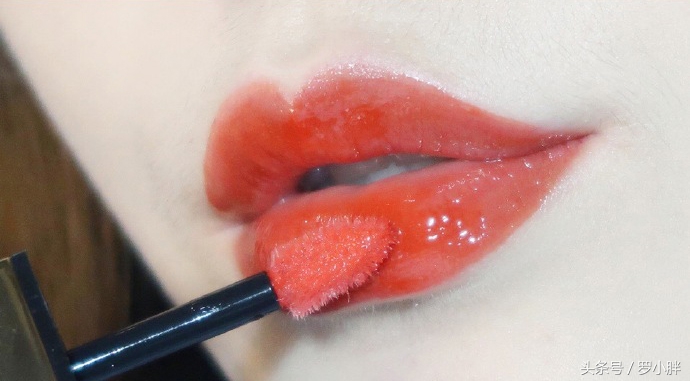 圣罗兰520限定双支口红,圣罗兰口红50号什么颜色