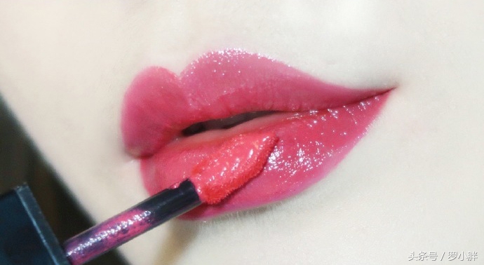 圣罗兰520限定双支口红,圣罗兰口红50号什么颜色