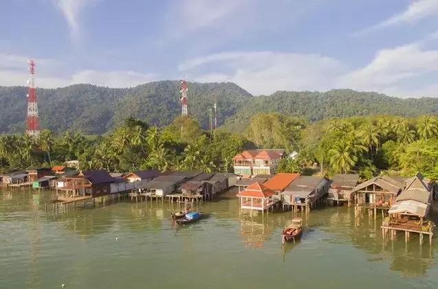 娉板浗鍗佸ぇ闅愯棌宀涘笨,娉板浗鍗佸ぇ闅愪笘娴峰矝
