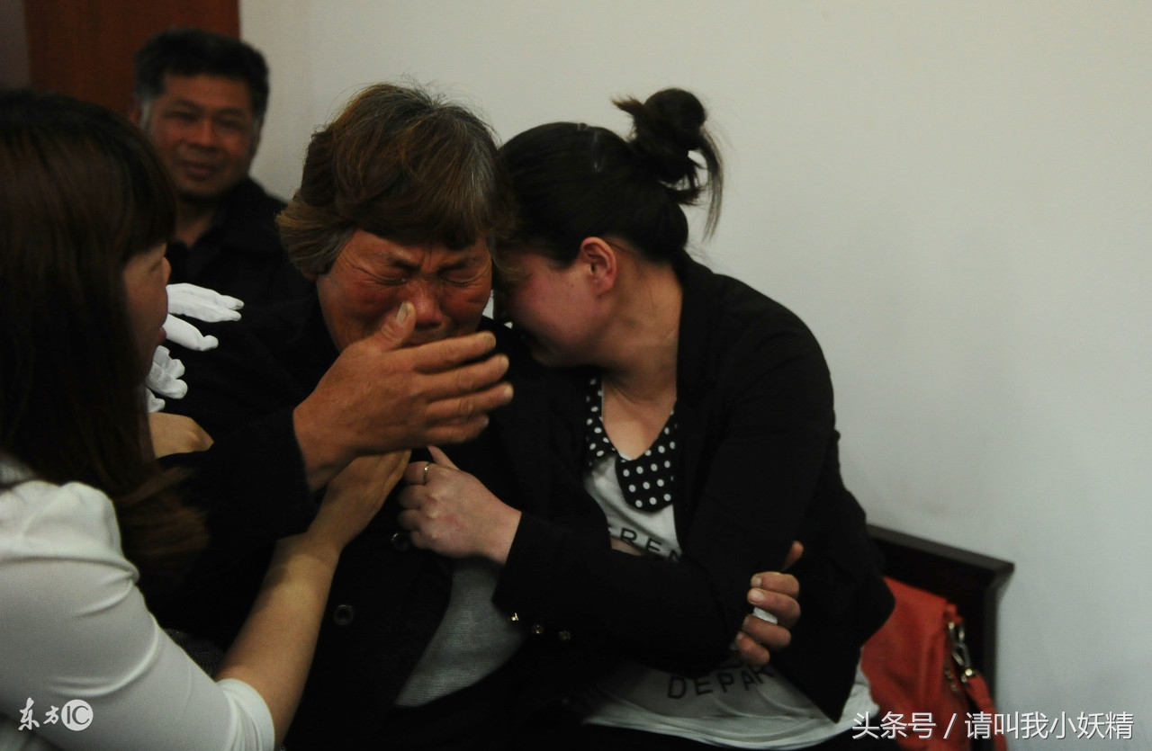 14个月的宝宝老是呕吐怎么回事,14个月宝宝一直呕吐