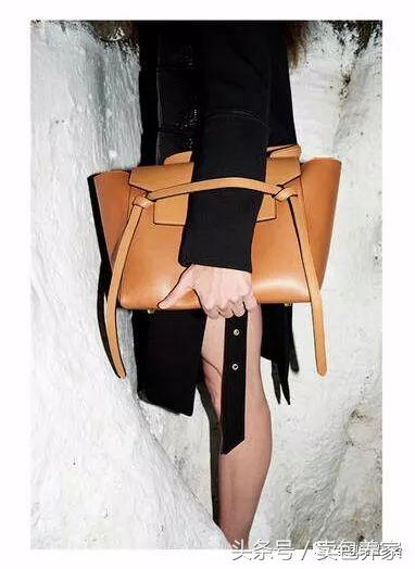 油腻辛辣反义词,油腻的同义词有哪些