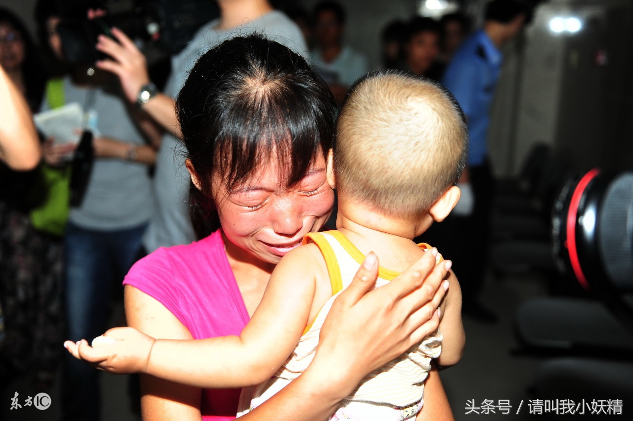 14个月的宝宝老是呕吐怎么回事,14个月宝宝一直呕吐