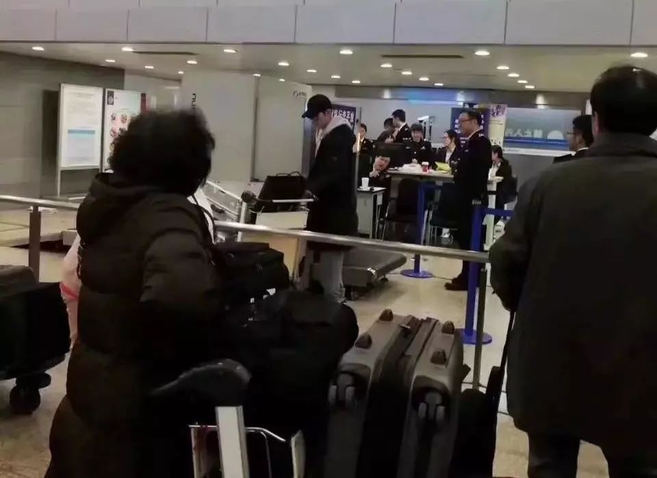 张翰机场安检全过程,张翰机场安检完整版