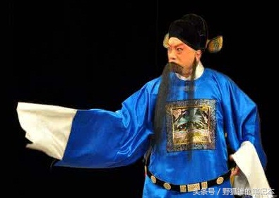 「原创」京剧人物的腰带为何那么夸张圆环一样挂在腰间