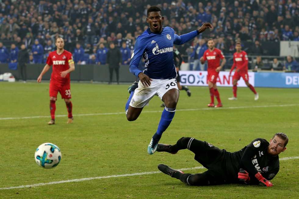 沙尔克3000万前锋满血复活，给他精神鼓舞的却是一位网坛巨星