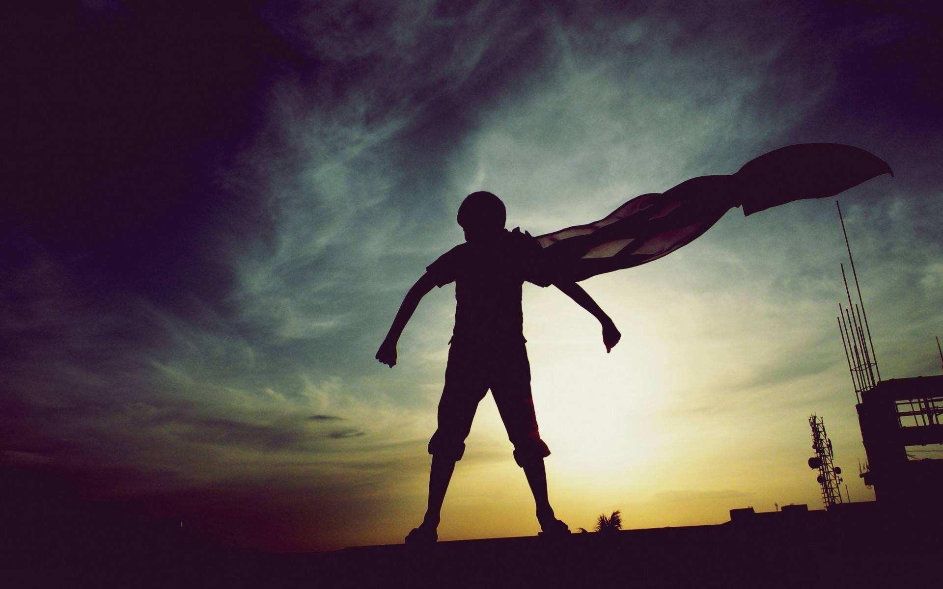 自打媳妇学会互联网理财，老公耳朵更耙了