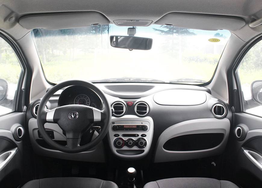 奇瑞qq和长安奔奔mini哪个质量好,奇瑞qq3和长安奔奔哪个更好