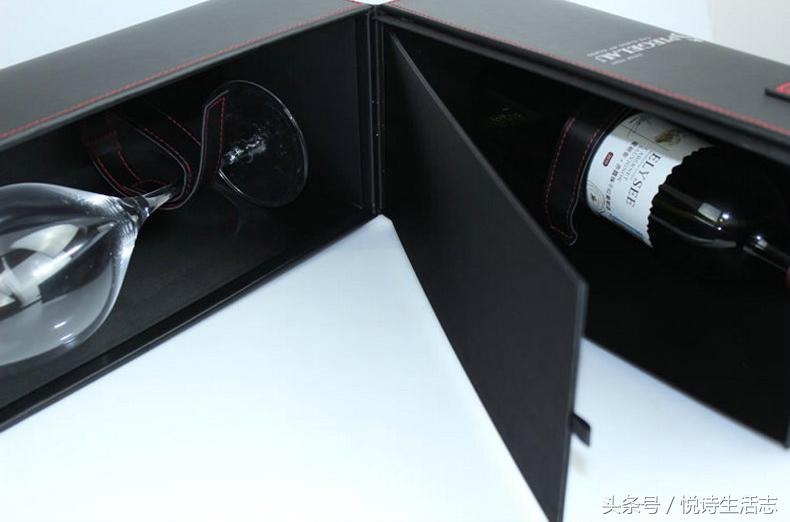 高端红酒搭配什么礼品,进口红酒送什么礼品好呢
