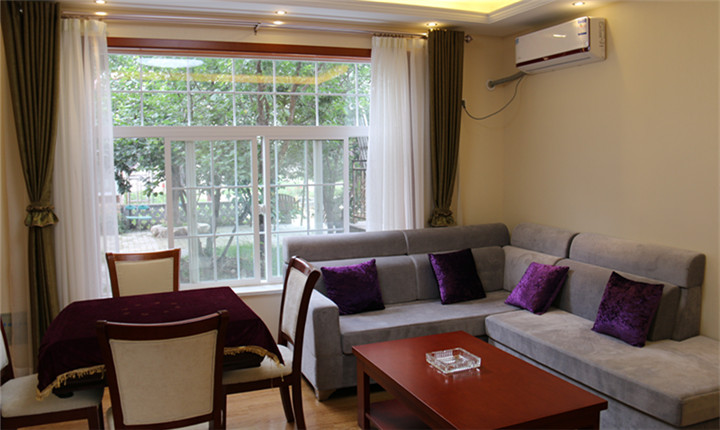 报告老板有几季,报告老板从哪里火的