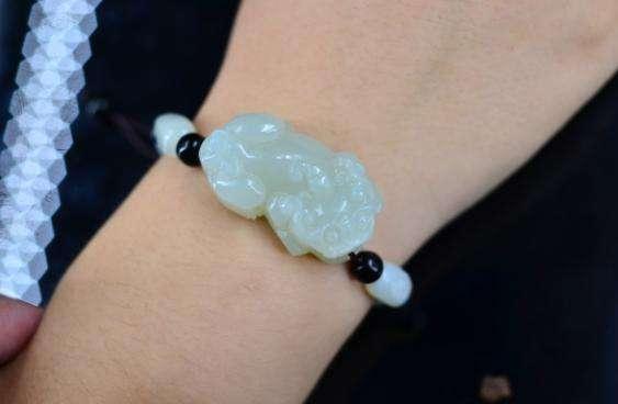 戴貔貅有那么多讲究吗,戴貔貅有什么要关注的吗