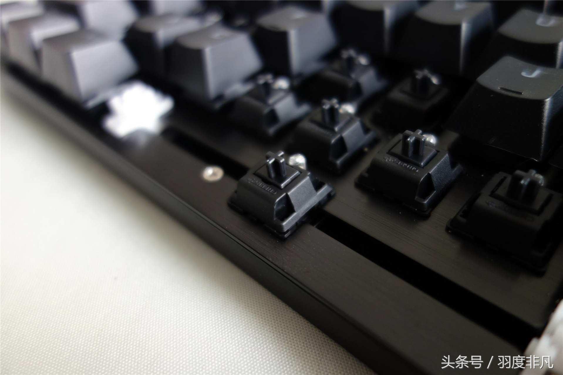 选购键盘时需要关注哪些,选机械键盘无线