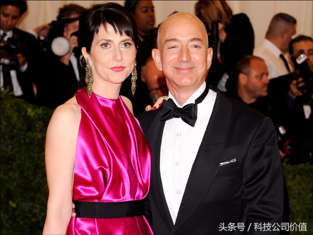 这对任性又睿智夫妇，认识3个月闪婚却恩爱24年，终成世界首富