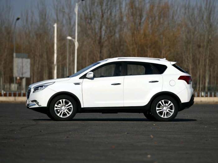 最推荐1.5t的suv,最厚道的家用suv配全尺寸轮胎