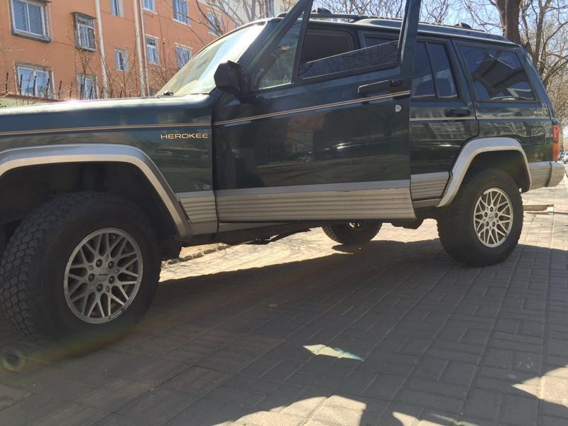 向经典致敬牧马人,老款切诺基经典