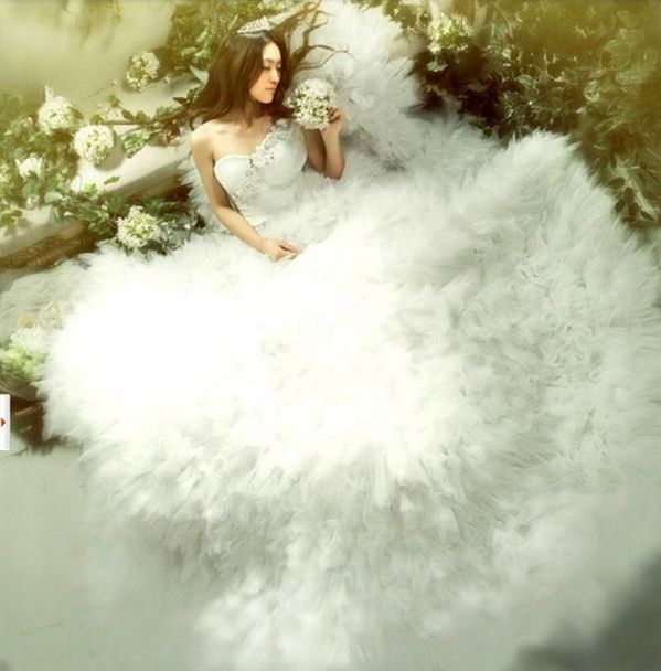 十二星座古代公主婚纱长裙,十二星座公主婚纱和高跟鞋