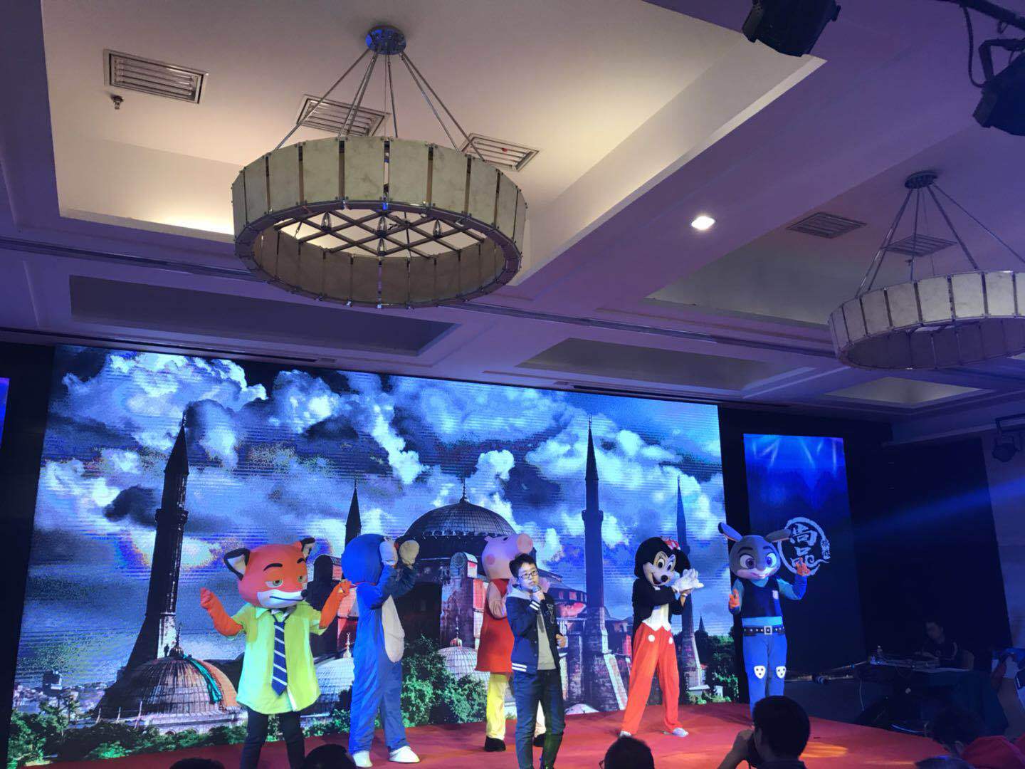 2018小编带您走进“尚品旅游年度庆典”