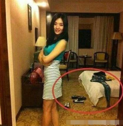 别瞎想，姑娘只是尿急罢了