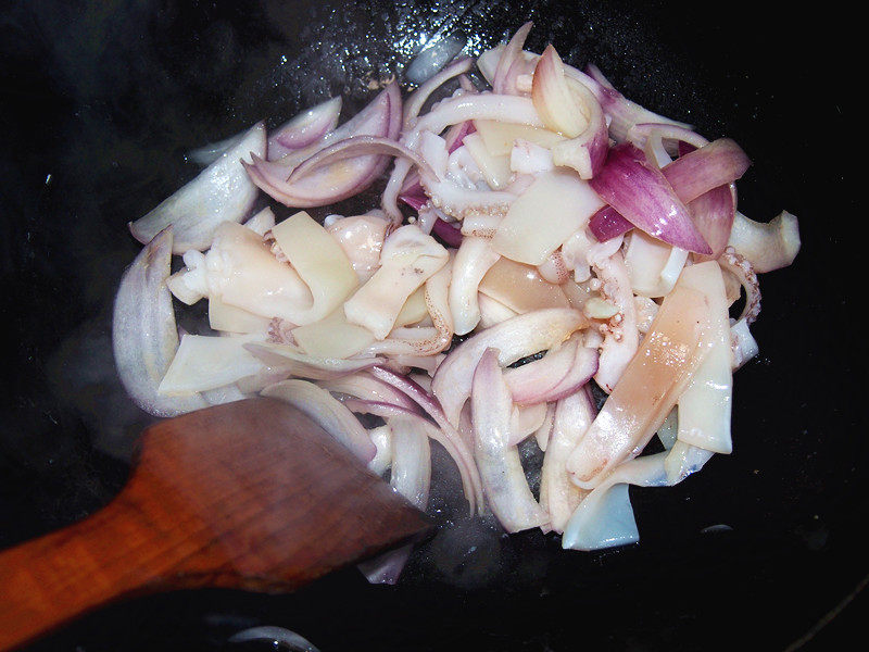 正宗铁板鱿鱼制作方法视频,自制铁板鱿鱼酱料的做法