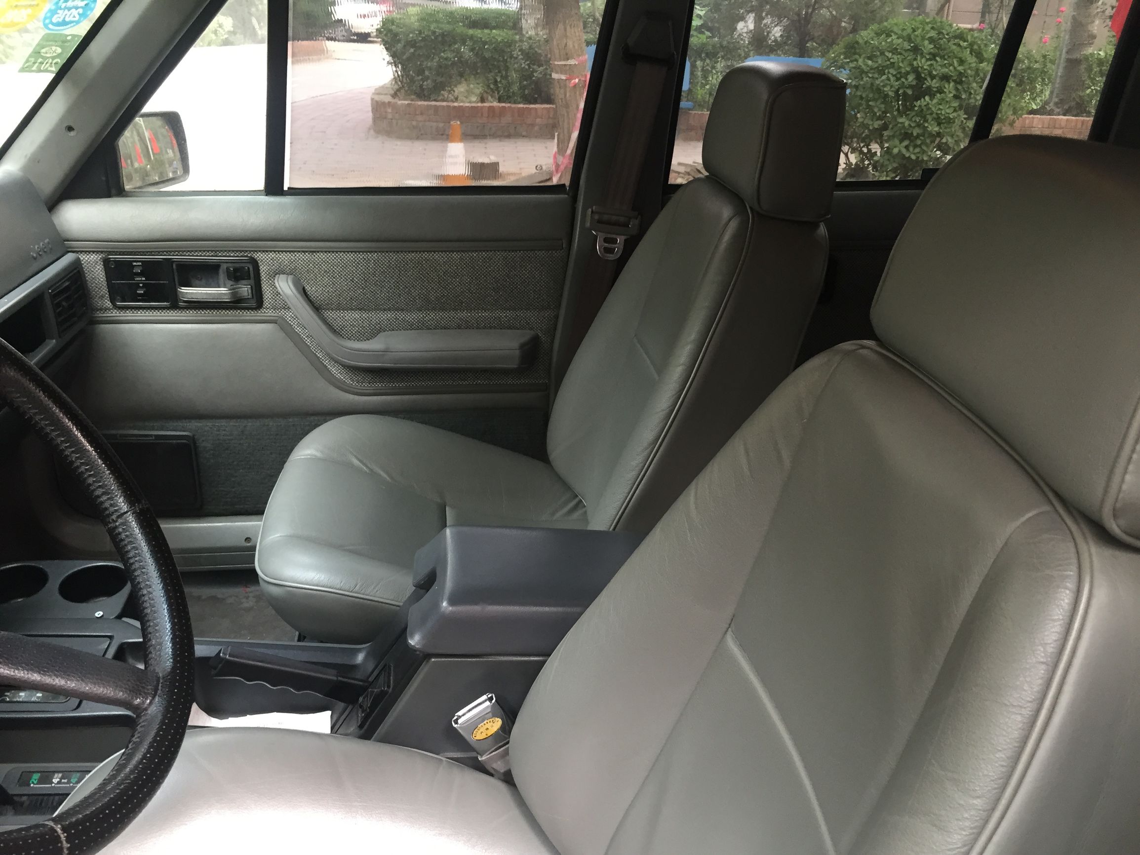 向经典致敬牧马人,老款切诺基经典