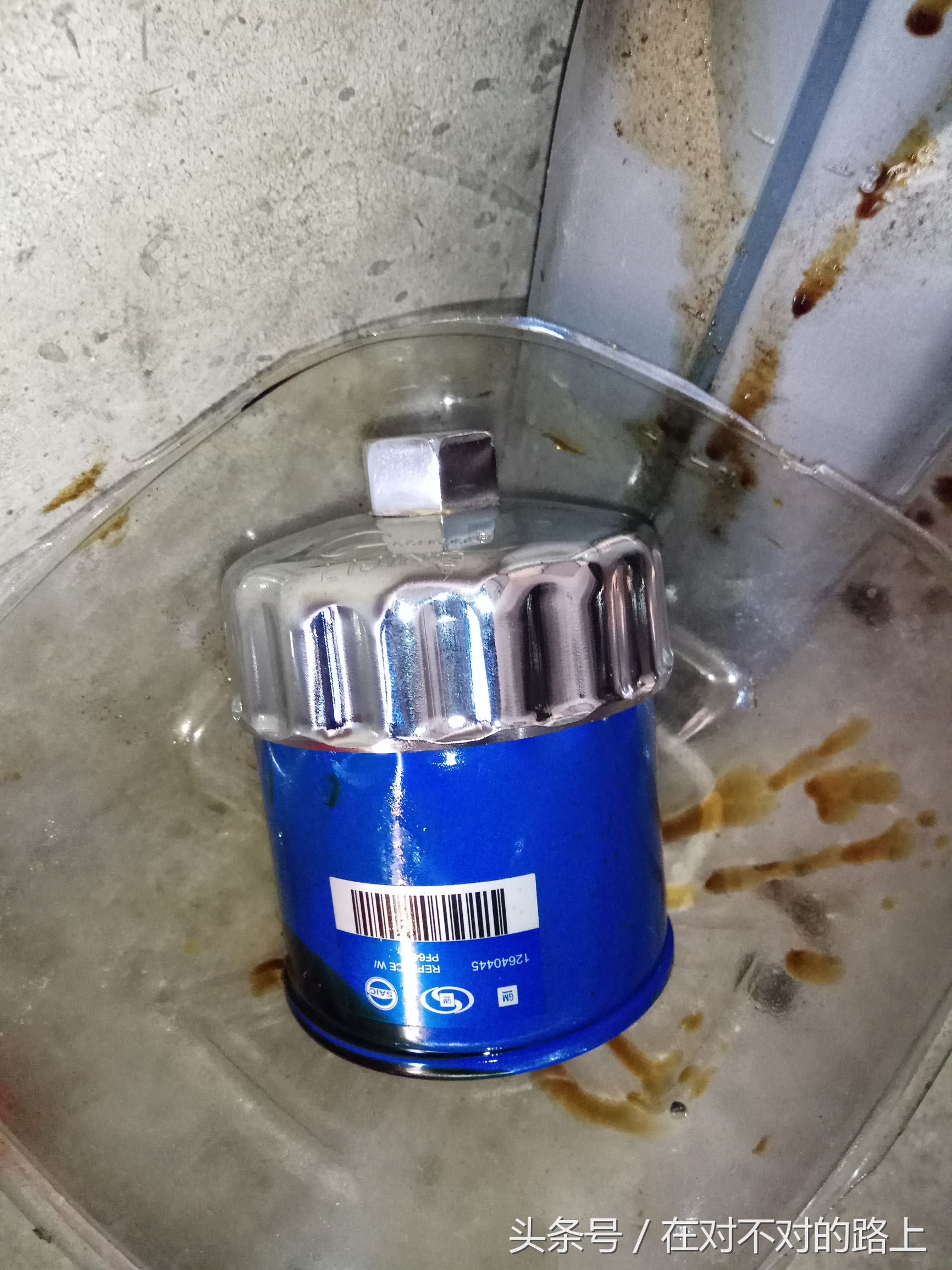 自带机油机滤找汽修厂更换多少钱,自己更换机油机滤