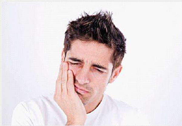 牙痛警惕四种病,牙痛不能及时就医