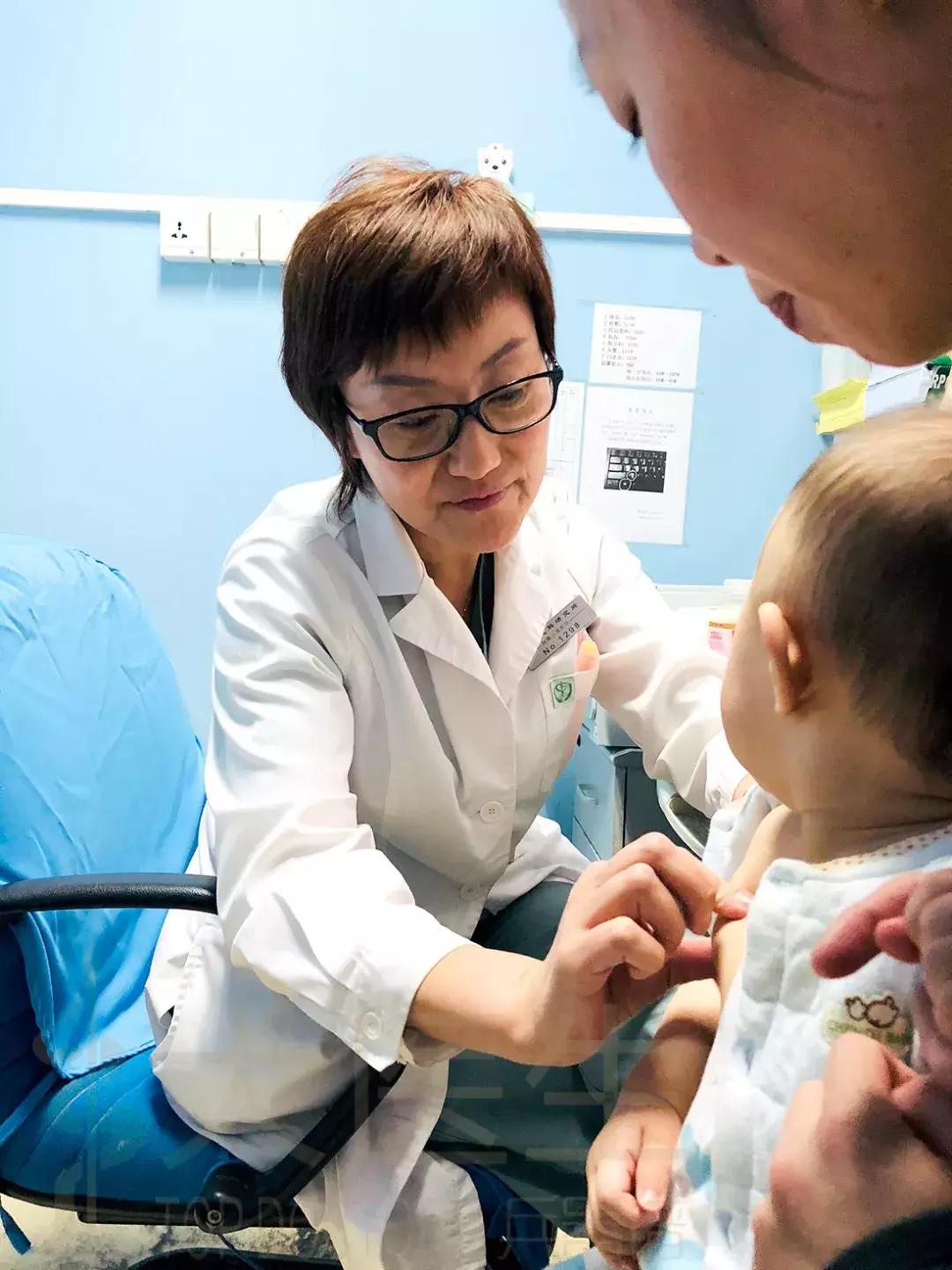 马立霜主任救治膈疝胎儿视频,马立霜