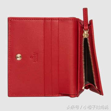 大牌的新年限定,奢侈品大牌的狗年设计