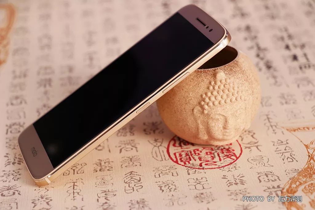 摩托罗拉MotoM手机评测耗电是软肋