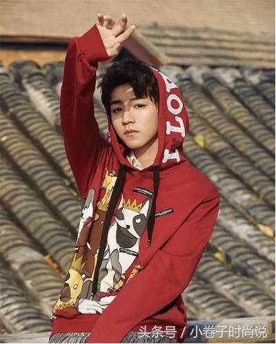 大牌的新年限定,奢侈品大牌的狗年设计