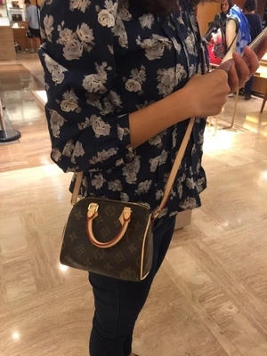 louisvuitton包包入门款 (louis vuitton牛皮单肩链条包)