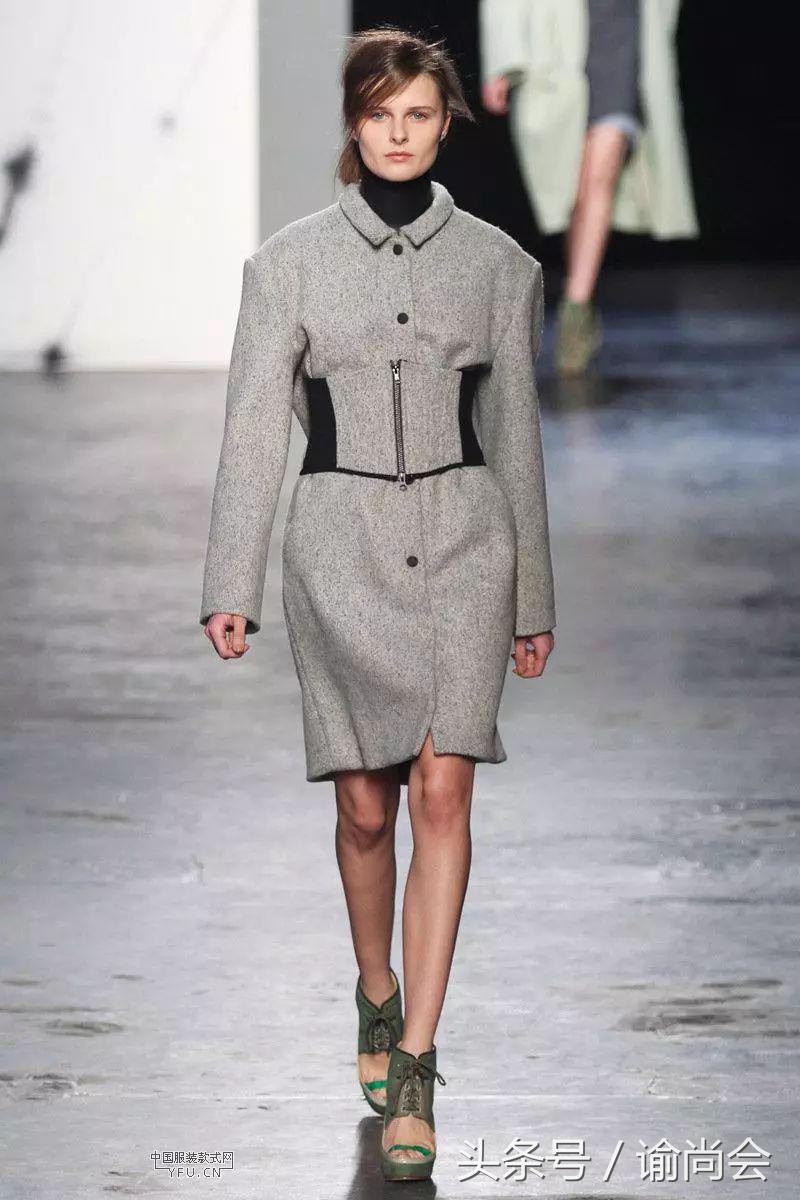 一条腰带,时尚穿搭一条腰带的万能效果