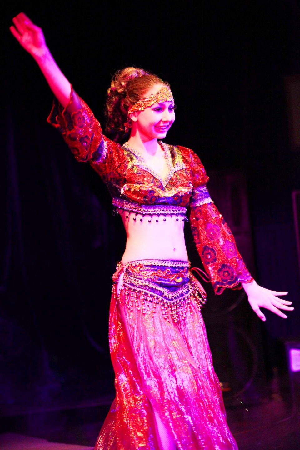 观看俄罗斯舞蹈完整版,满洲里俄罗斯歌舞表演值得看吗