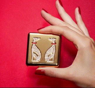 大牌的新年限定,奢侈品大牌的狗年设计