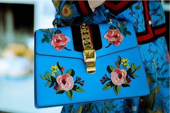 为什么要花这么多钱买一个包,为什么要买一万多的包