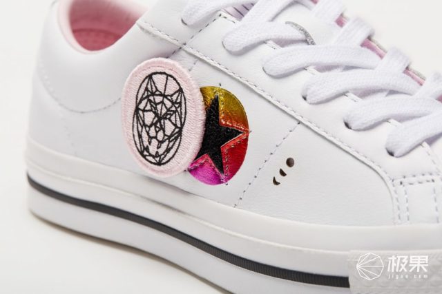 十大奢侈品狗年限定,最值得入手的狗年特别款