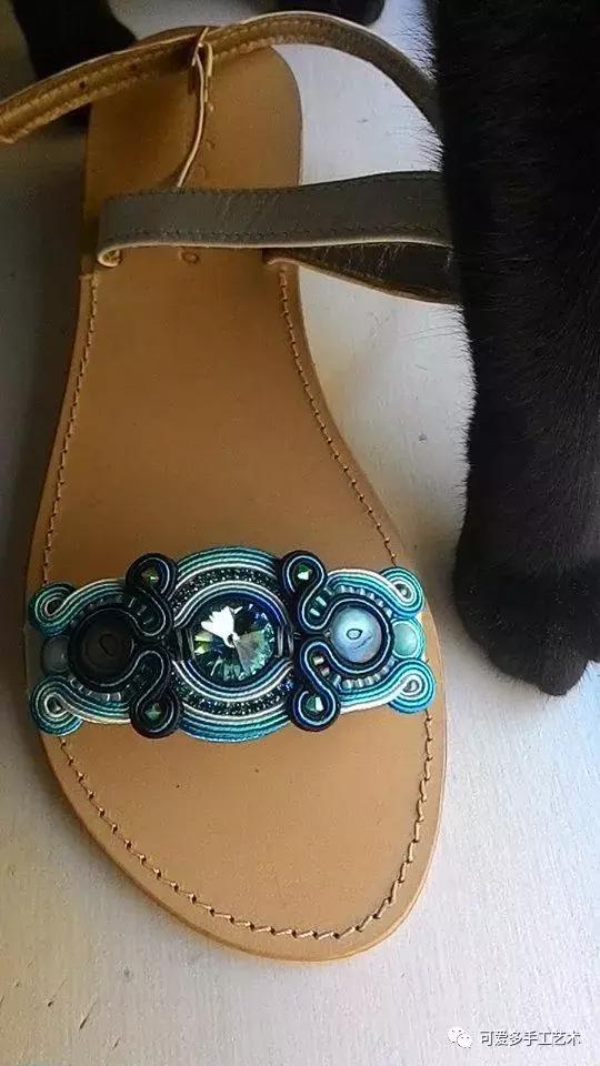 谁说鞋子脏了就要扔,怎样让旧鞋子焕然一新