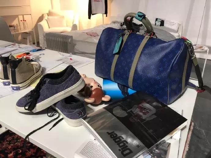 匡威onestar和余文乐款有什么区别 (余文乐同款匡威)