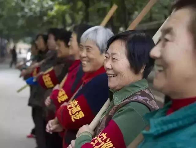 广场舞大妈挣钱,广场舞大妈年薪多少钱