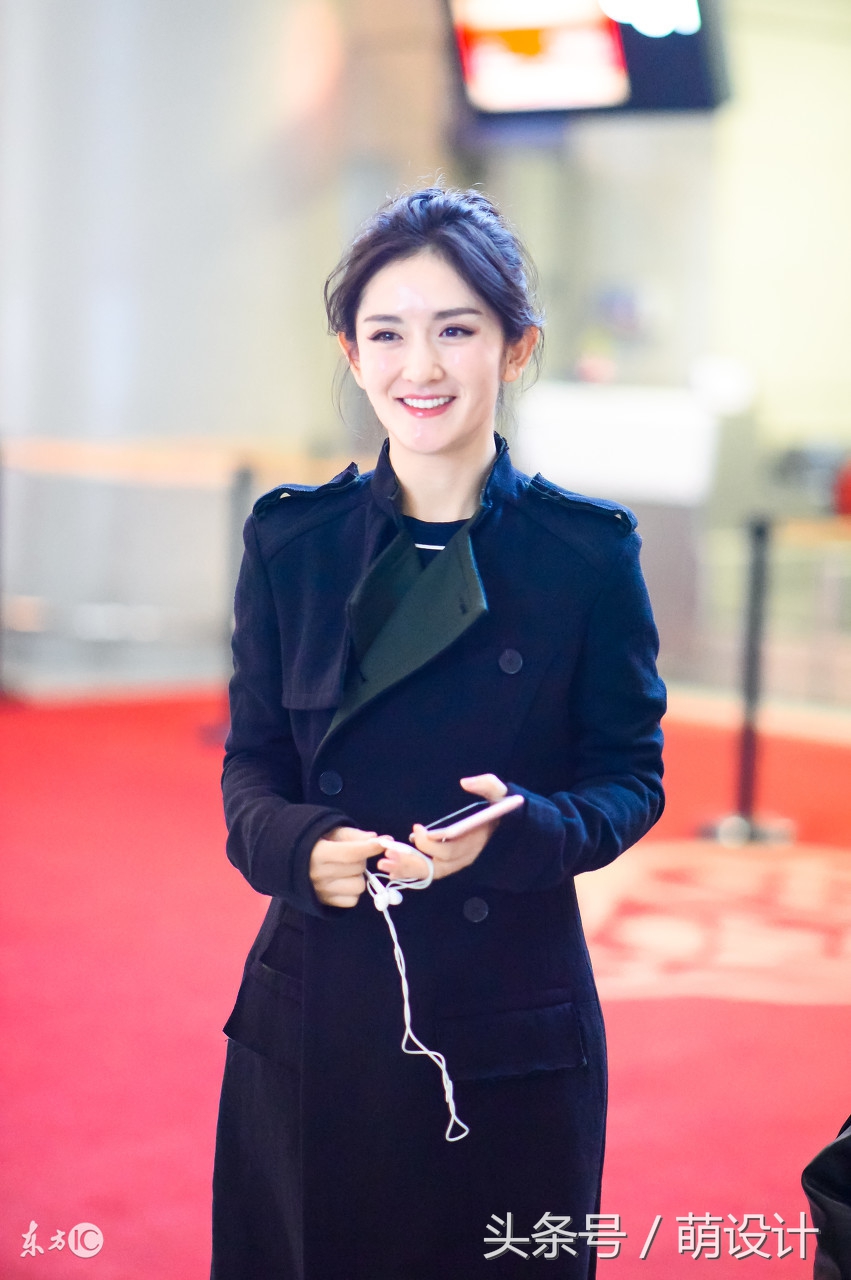 谢娜秒穿人鱼裙,谢娜礼服乘风破浪