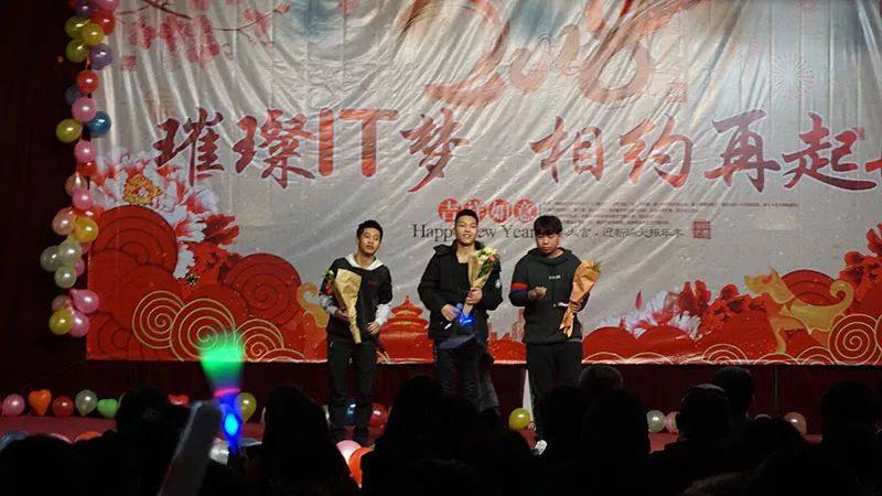 北大青鸟佳音旗舰总校电话,北大青鸟佳音旗舰总校沙河校区