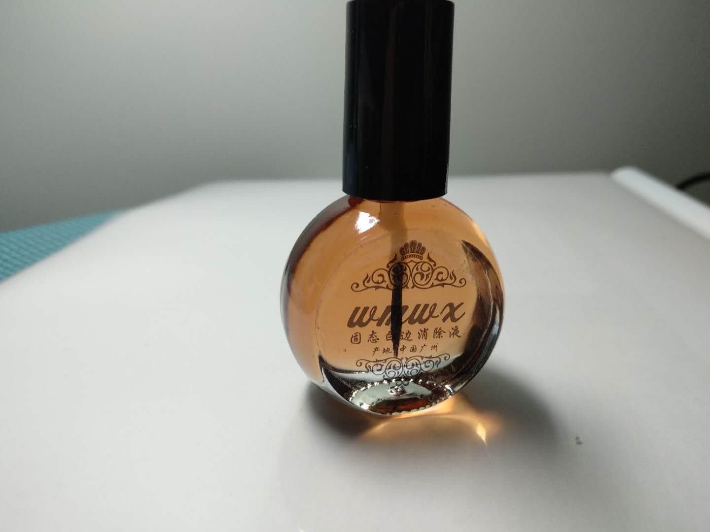 有2.5d玻璃的手机需要贴膜吗,2.5d曲面玻璃手机怎么贴膜