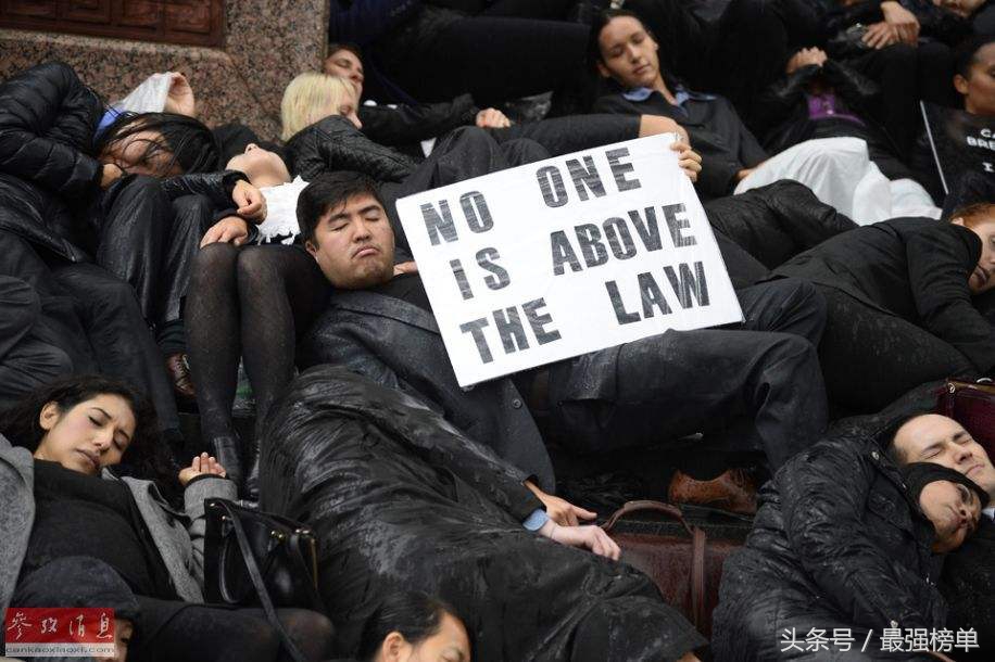 十大律师事务所收入,全球年收入最高的律师