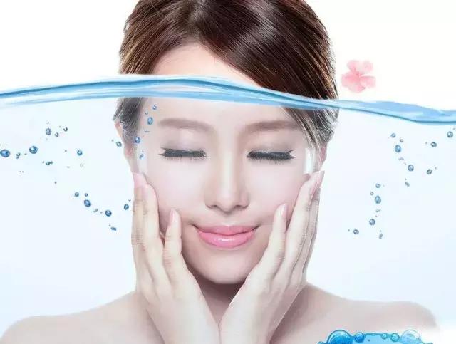 “隔夜脸”丧丧的？最有效补水方式，看这里！