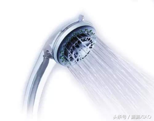 冬天腿部干燥起皮怎么办,冬天腿干燥怎么解决