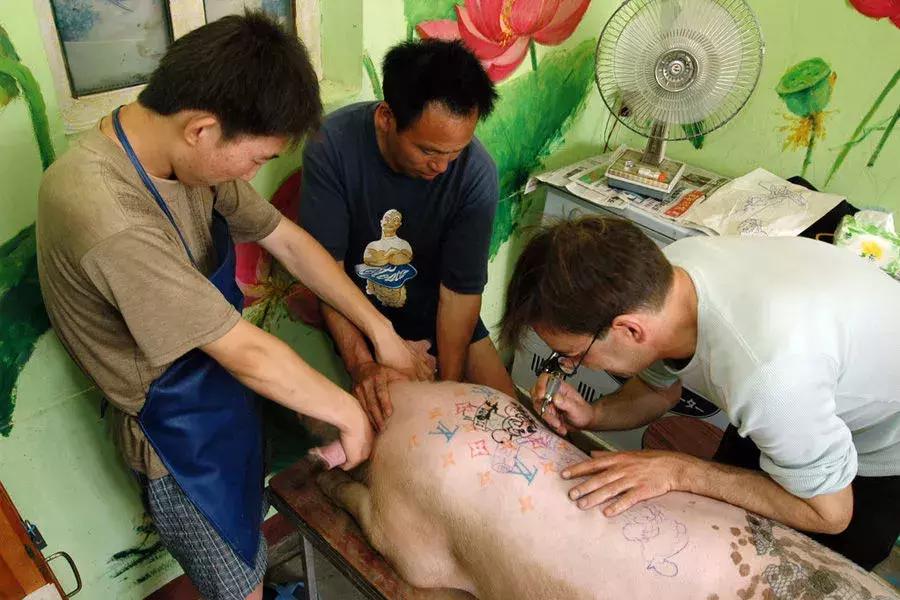 世界上最疯狂的纹身,十大疯狂纹身