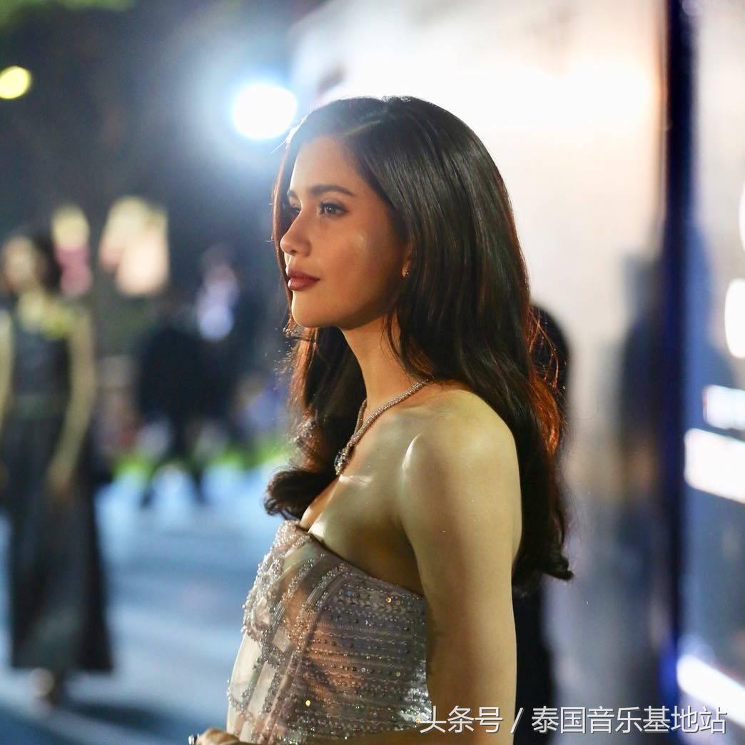 范爷霸气成为泰国王权免税店代言人热门泰星齐聚现场争奇斗艳