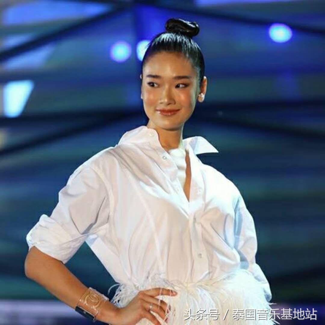 范爷霸气成为泰国王权免税店代言人热门泰星齐聚现场争奇斗艳