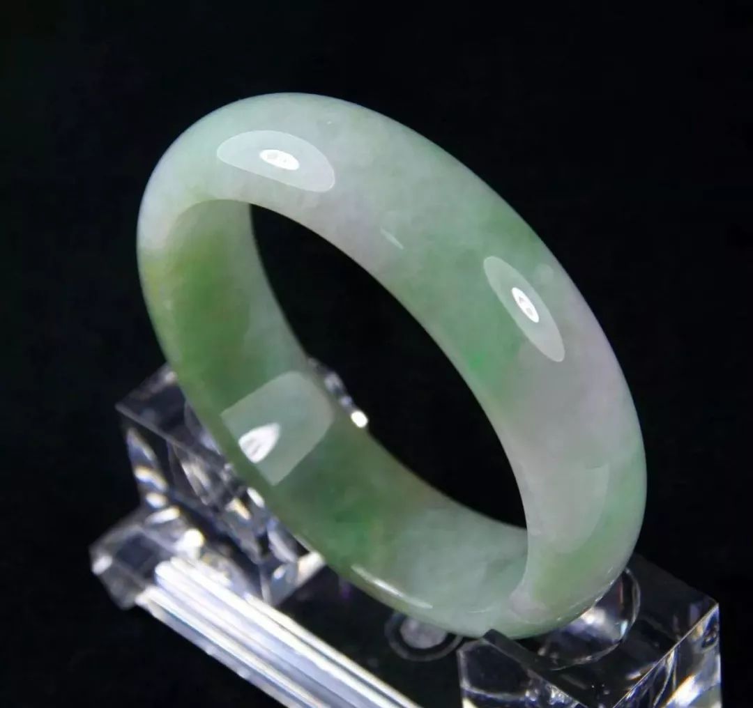 糯种翡翠顶尖叶子,糯种翡翠硬度怎么样啊